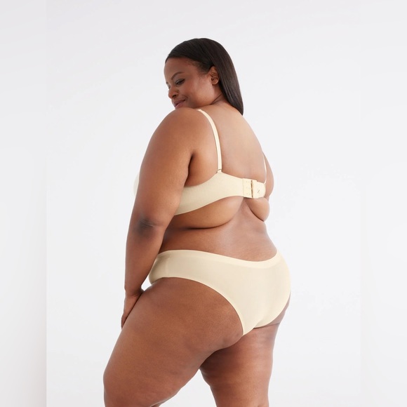 Knix WingWoman Contour Bra - Picture 2 of 7